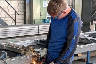 AURA fabrication – grinding